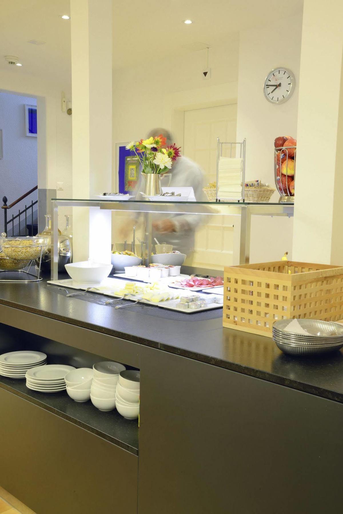 Hotel Marthahaus Берн Екстериор снимка